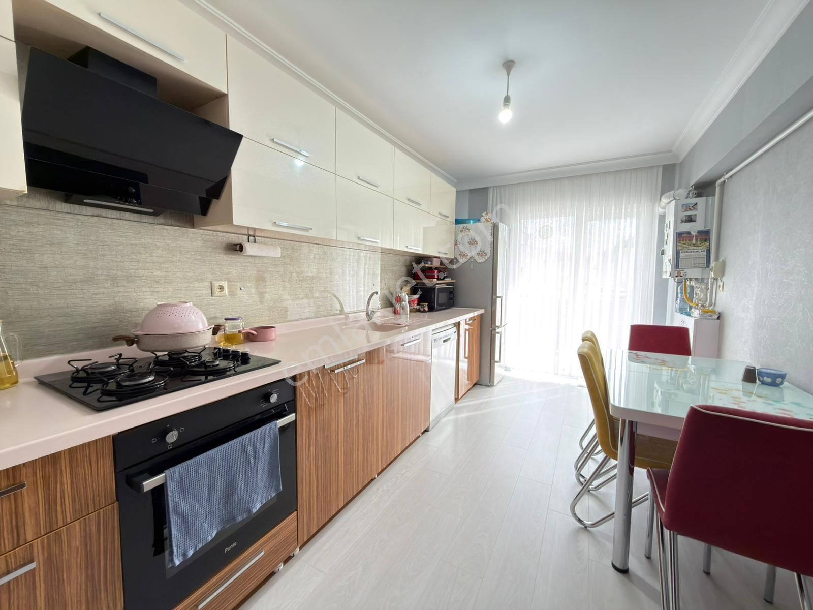 Lokman Hekim Hast. Yakını Asansörlü Bina Orta Kat 3+1 Bağımsız - Görsel 10