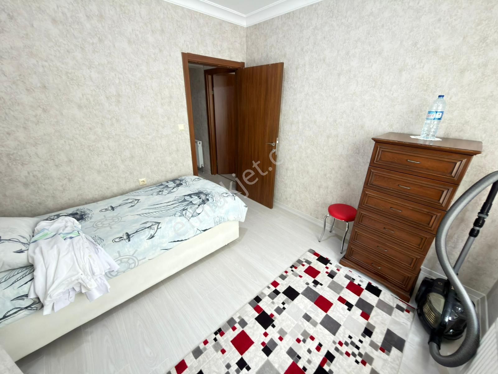 Lokman Hekim Hast. Yakını Asansörlü Bina Orta Kat 3+1 Bağımsız - Görsel 7