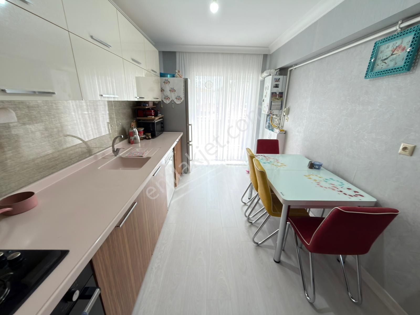 Lokman Hekim Hast. Yakını Asansörlü Bina Orta Kat 3+1 Bağımsız - Görsel 6