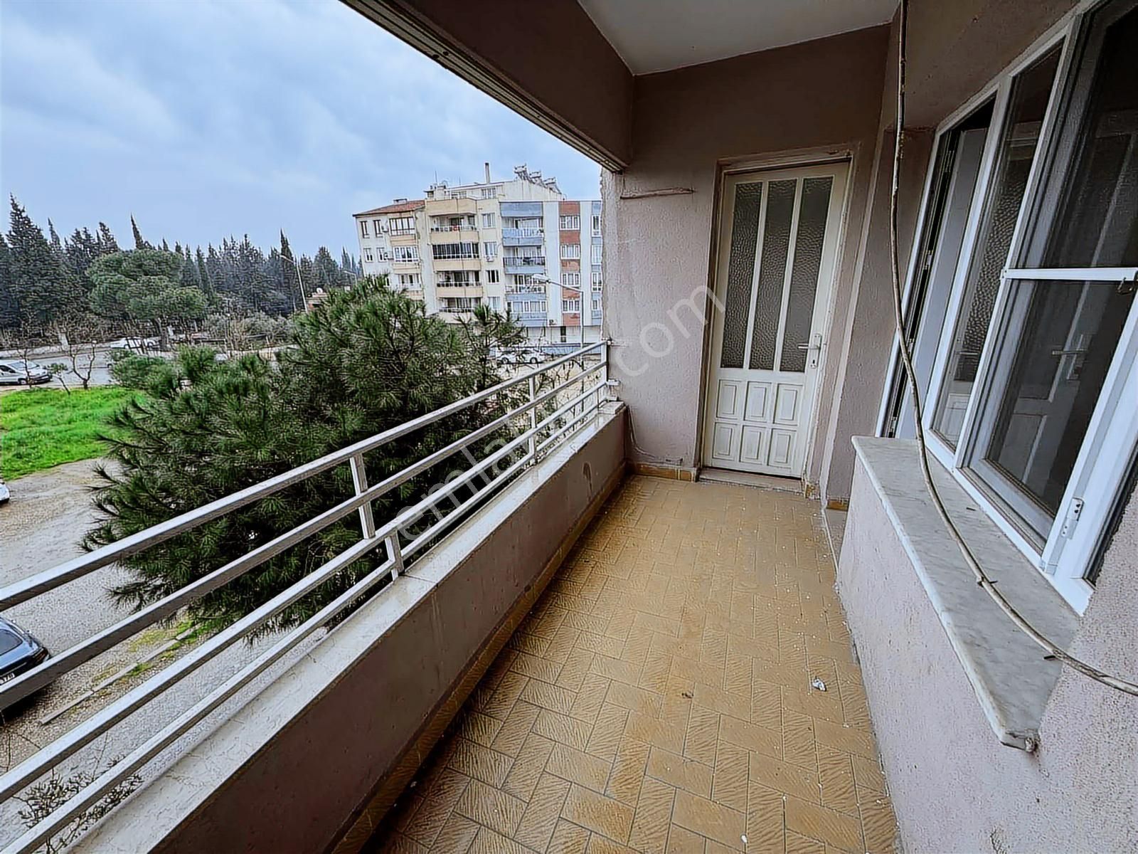 Fatih Mah. Mezarlıkbaşı Cami Mevkii Ara Kat Ön Cephe 3+1 Daire - Görsel 13