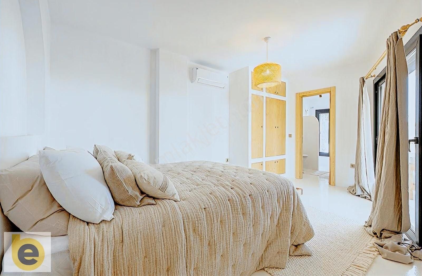 Gümüşlük Merkez'de Özel Havuzlu Satılık 3+1 Müstakil Villa - Görsel 28