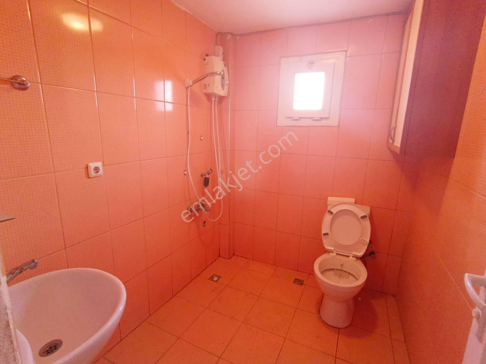 Zincirlibağlar Yeşiloba Kapalı Semt Pazarına Yakın Geniş Oturumlu 2+1 Kiralık Daire - Görsel 12