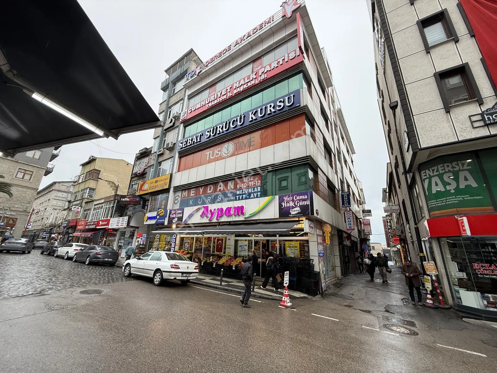 Trabzon Meydan'da Satılık Ofis - Görsel 31