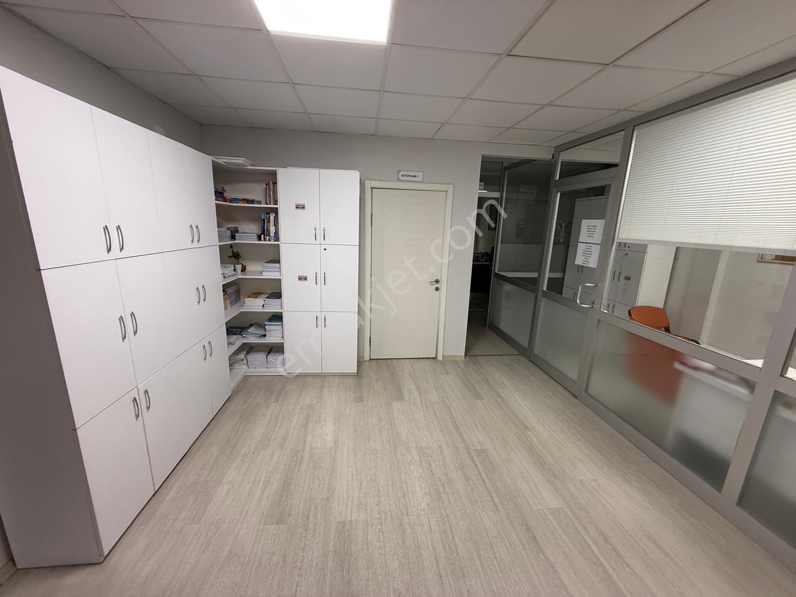 Trabzon Meydan'da Satılık Ofis - Görsel 2