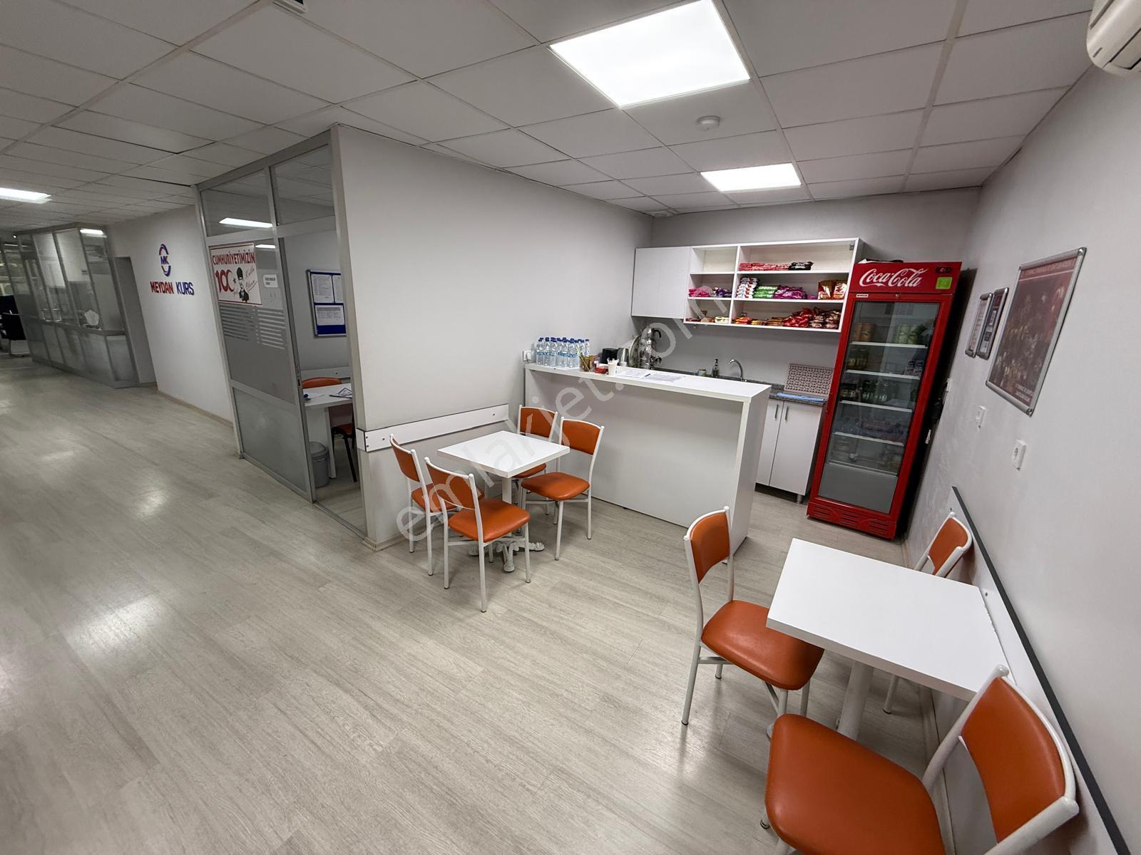 Trabzon Meydan'da Satılık Ofis - Görsel 18