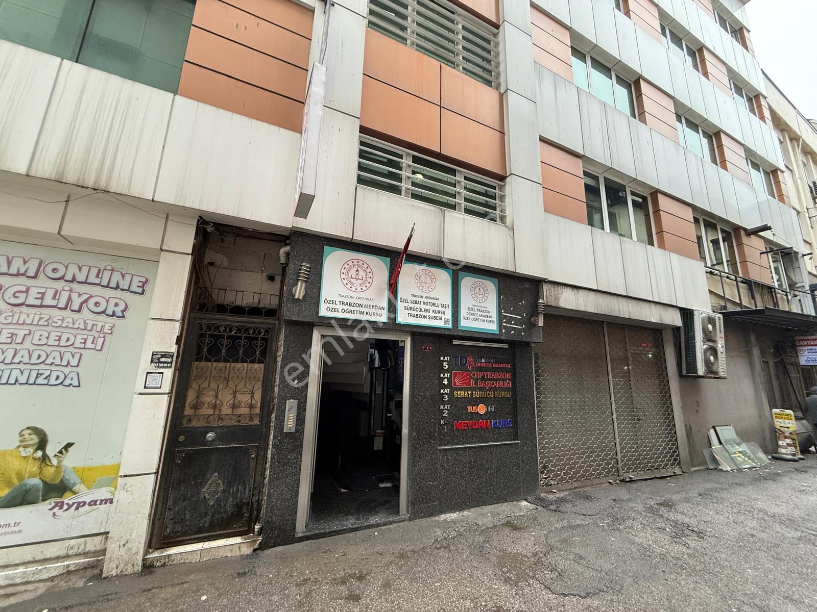 Trabzon Meydan'da Satılık Ofis - Görsel 27