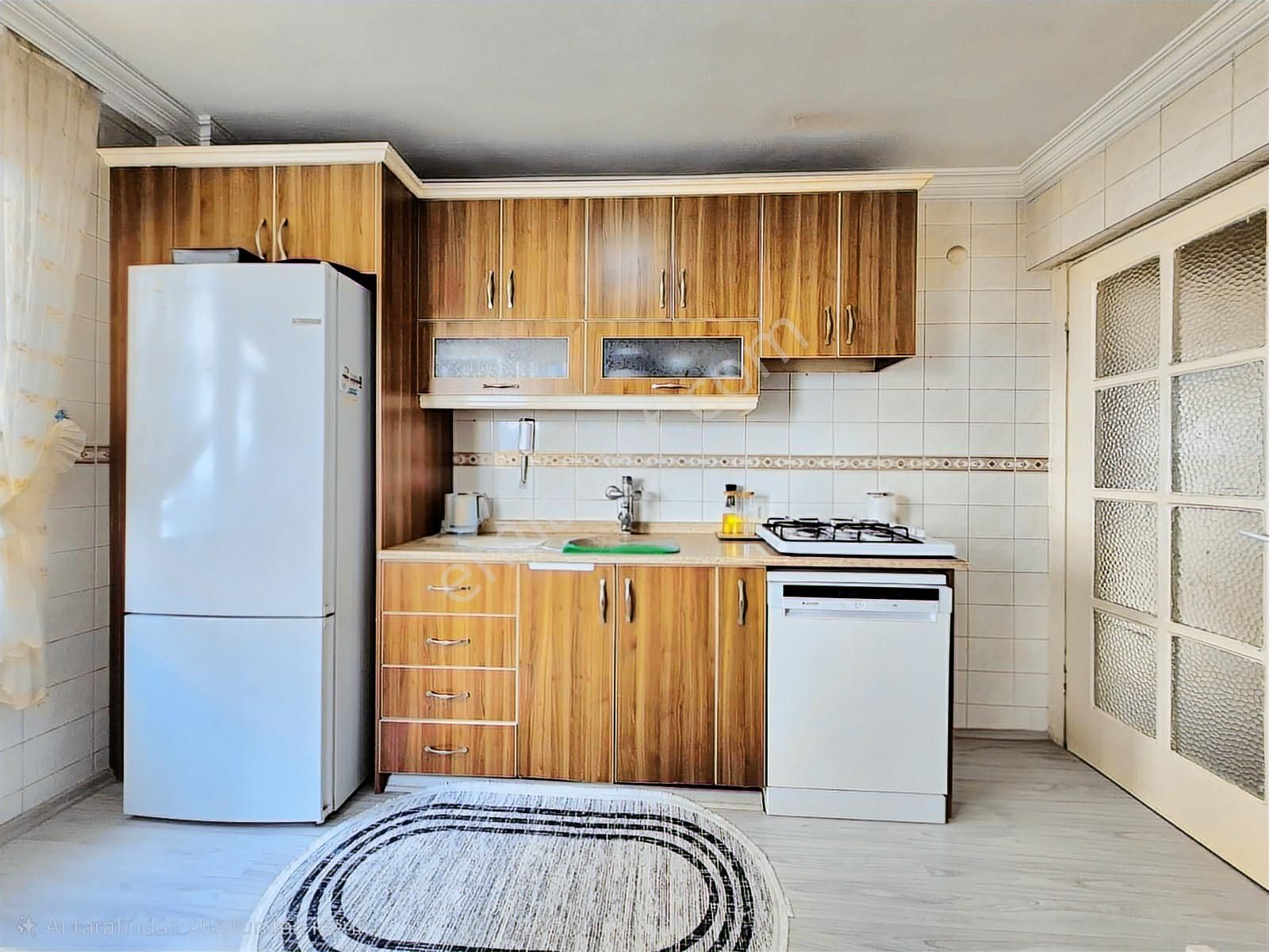 K.yaka Lisesi Yakını Köşe Bina Ara Kat 3+1 135 M2 - Görsel 21