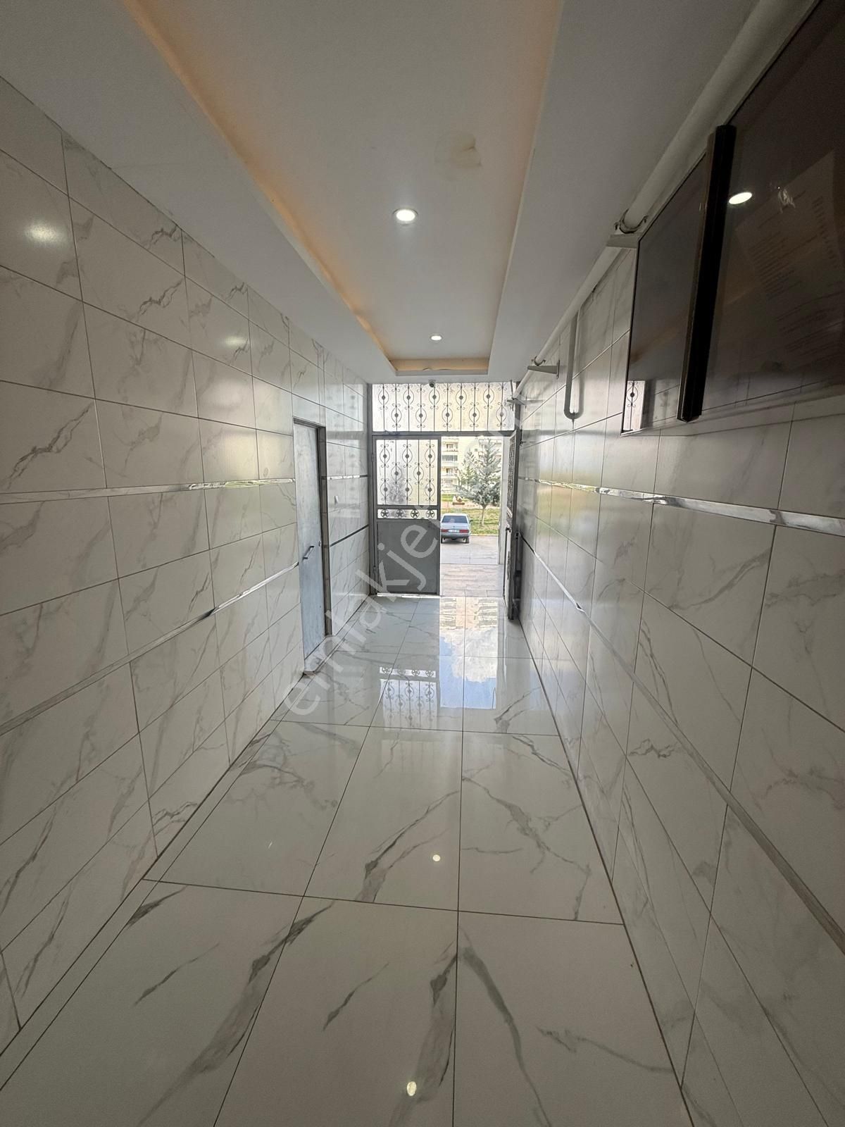 Makro Life Gayrimenkul'den Satılık 3+1 Satılık Fırsat Daire - Görsel 23