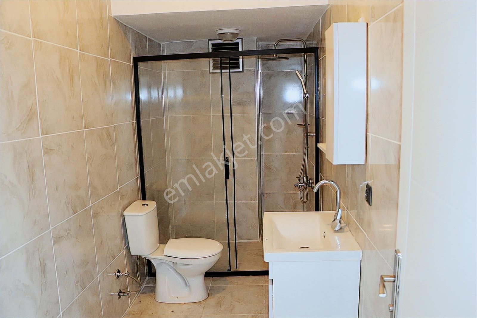 Rw Adaplatin'den Kavaklı Camii Karşısında Kiralık 1+1 Daire - Görsel 10