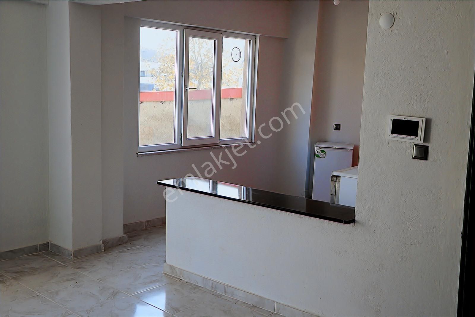 Rw Adaplatin'den Kavaklı Camii Karşısında Kiralık 1+1 Daire - Görsel 3