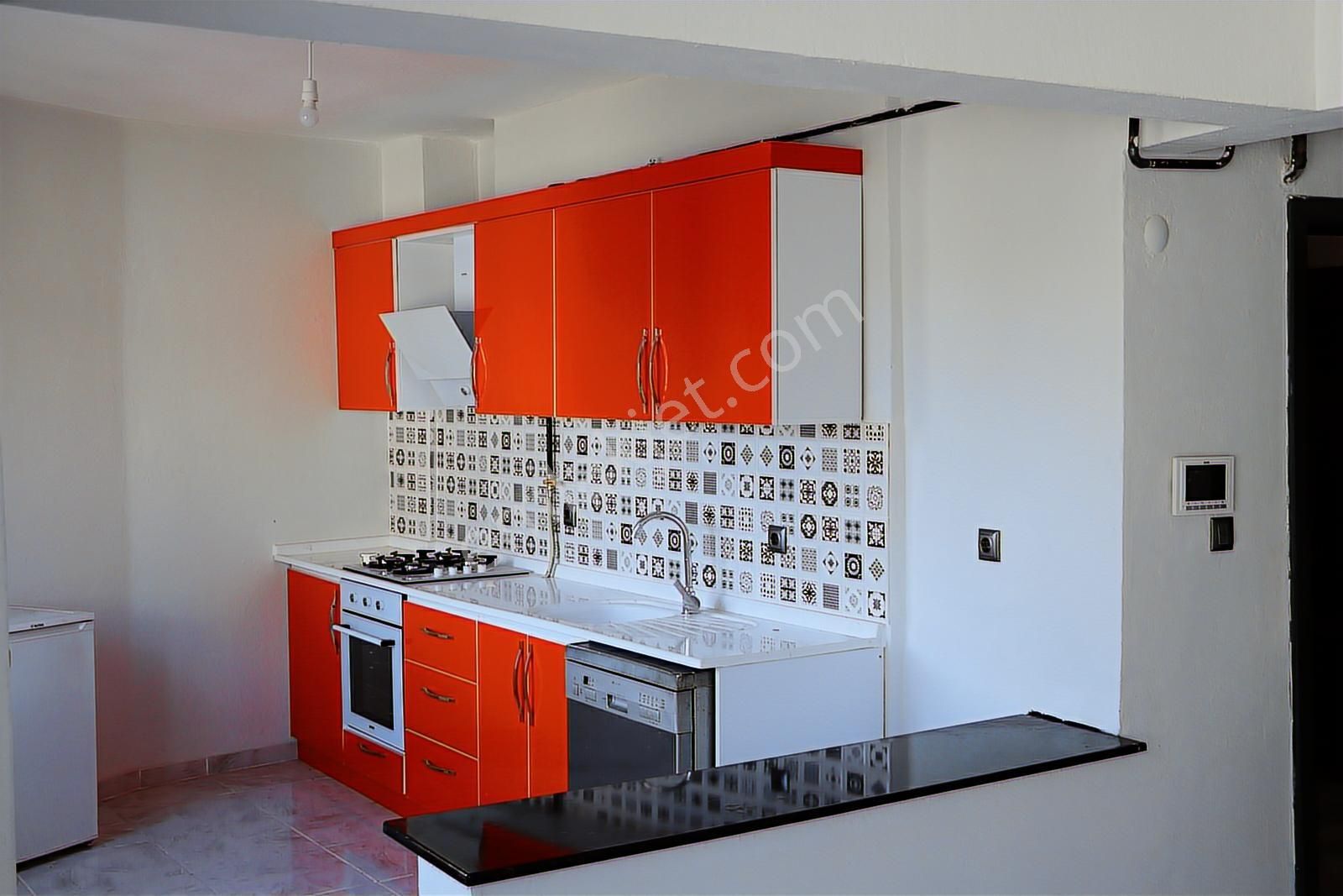 Rw Adaplatin'den Kavaklı Camii Karşısında Kiralık 1+1 Daire - Görsel 7