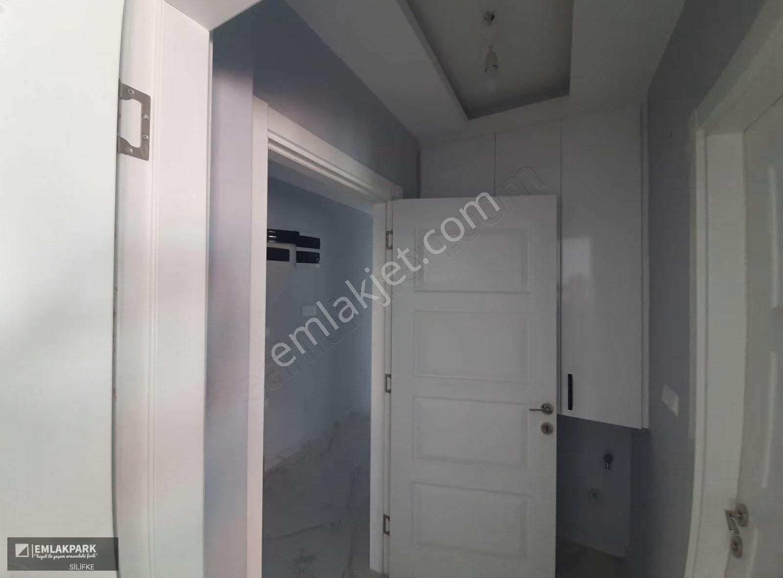 Emlakparkdan Silifke Sarıcalar Mahallesinde Satılık 2+1 Daire - Görsel 10