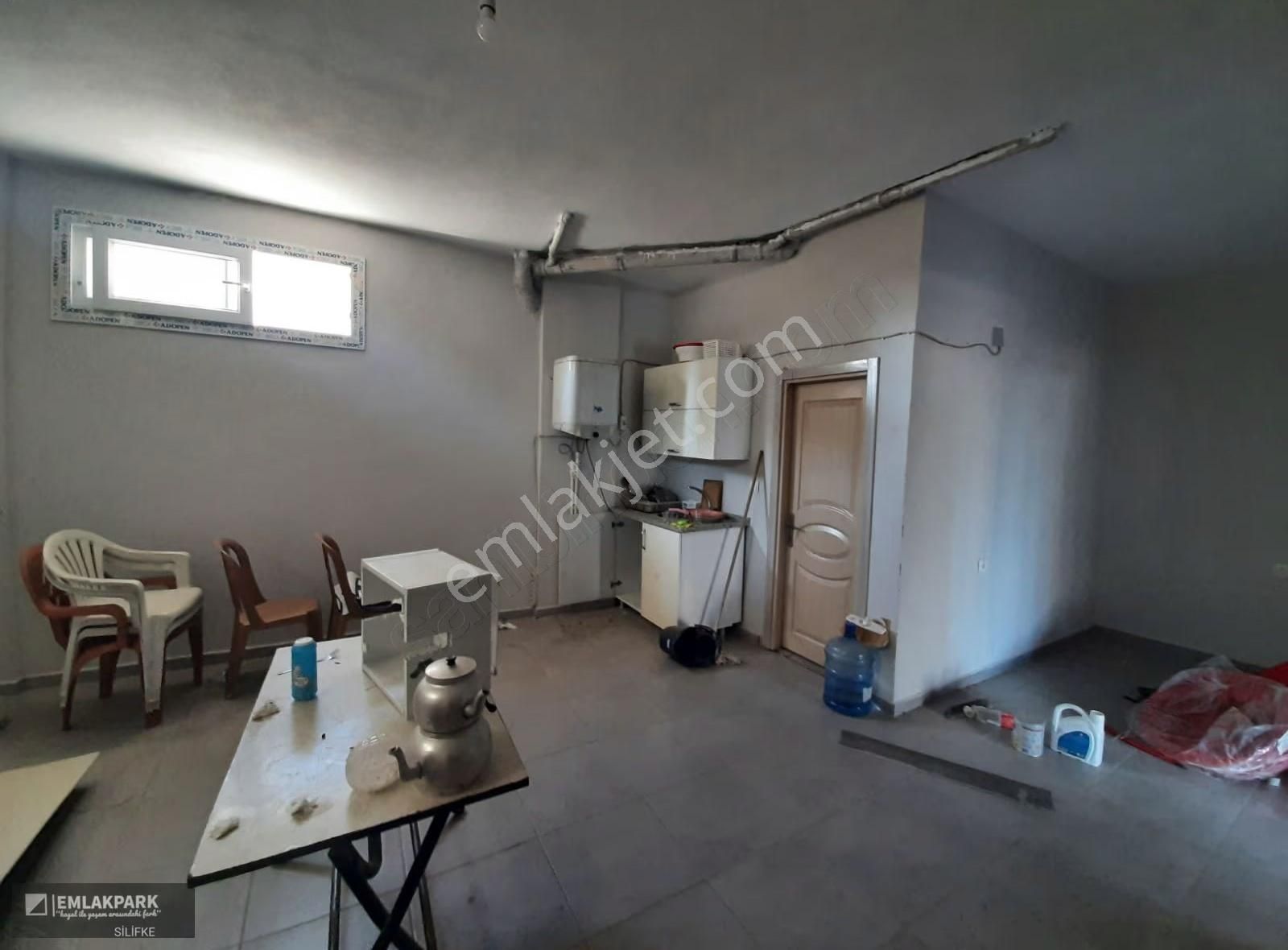 Emlakparkdan Silifke Sarıcalar Mahallesinde Satılık 70 M² Dükkan - Görsel 2