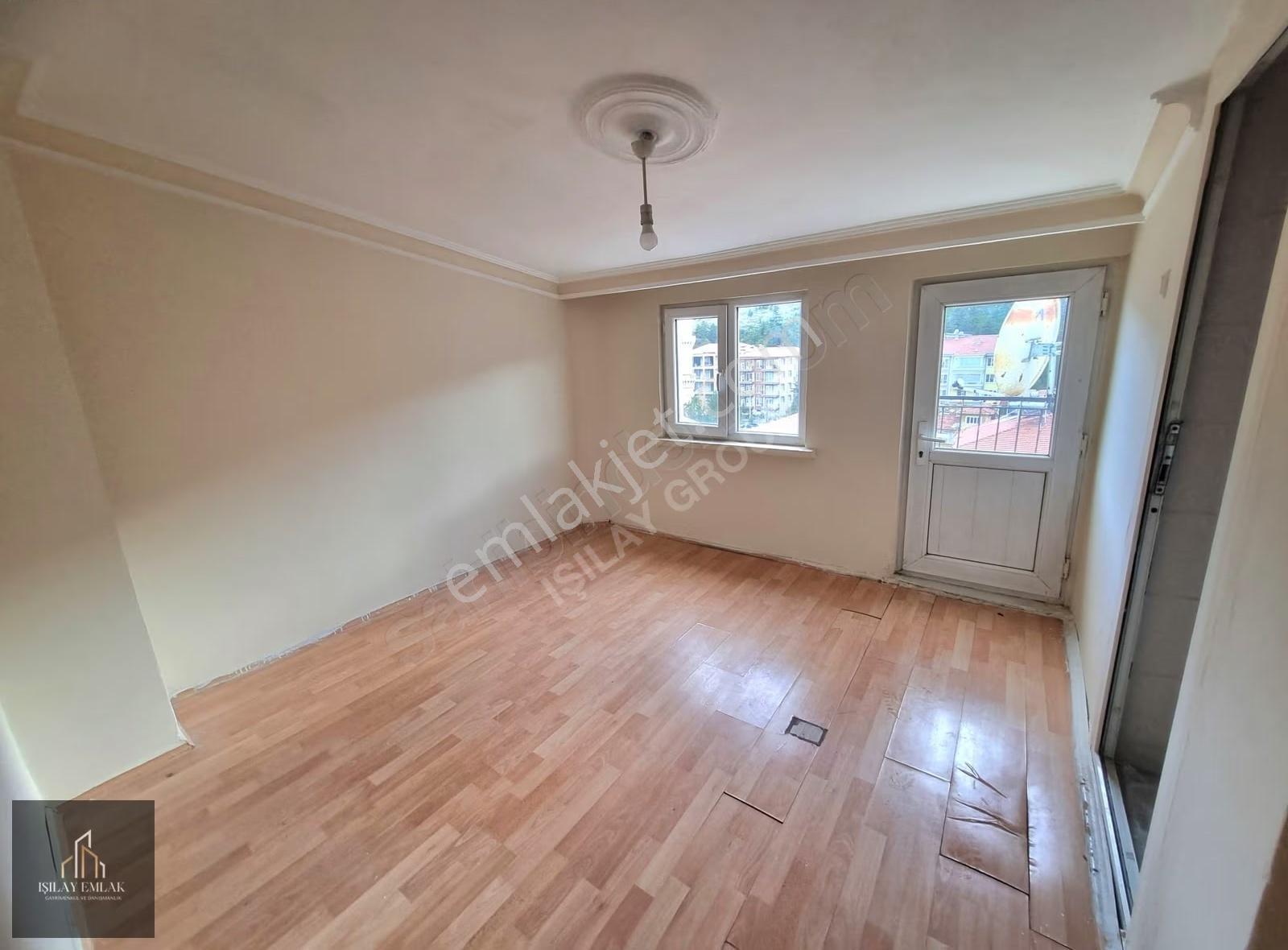 Afyon Kurtuluş Caddesi Üzeri Kiralık Dublex Daire - Görsel 9