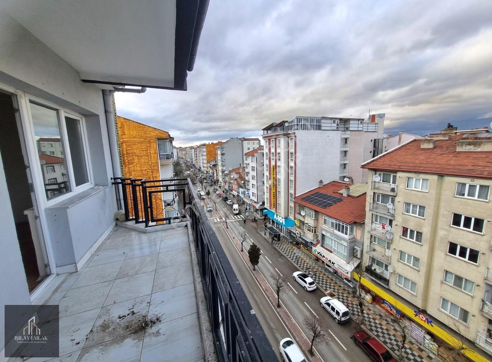 Afyon Kurtuluş Caddesi Üzeri Kiralık Dublex Daire - Görsel 20