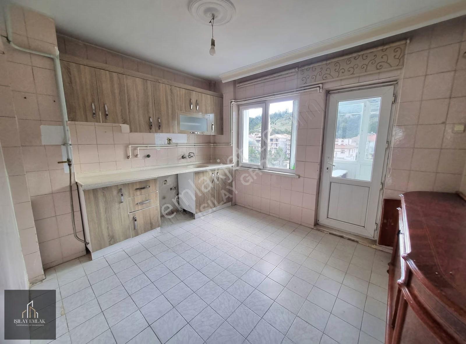 Afyon Kurtuluş Caddesi Üzeri Kiralık Dublex Daire - Görsel 12