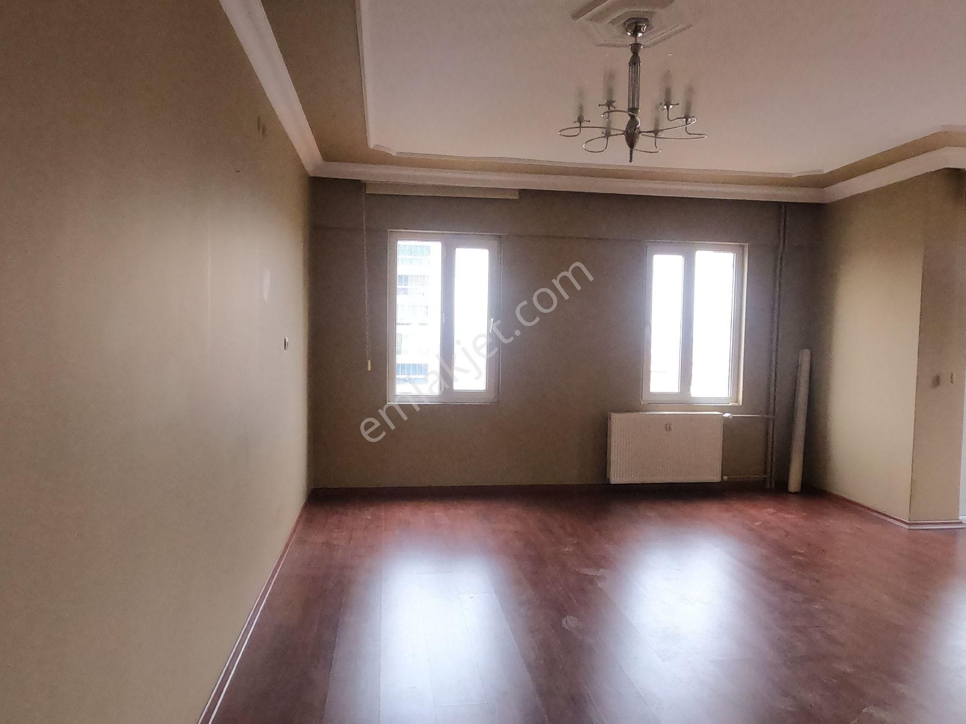 Kiralık Daire Oldukça Geniş 3+1 180 M2 Arakat Bağbaşı - Görsel 17