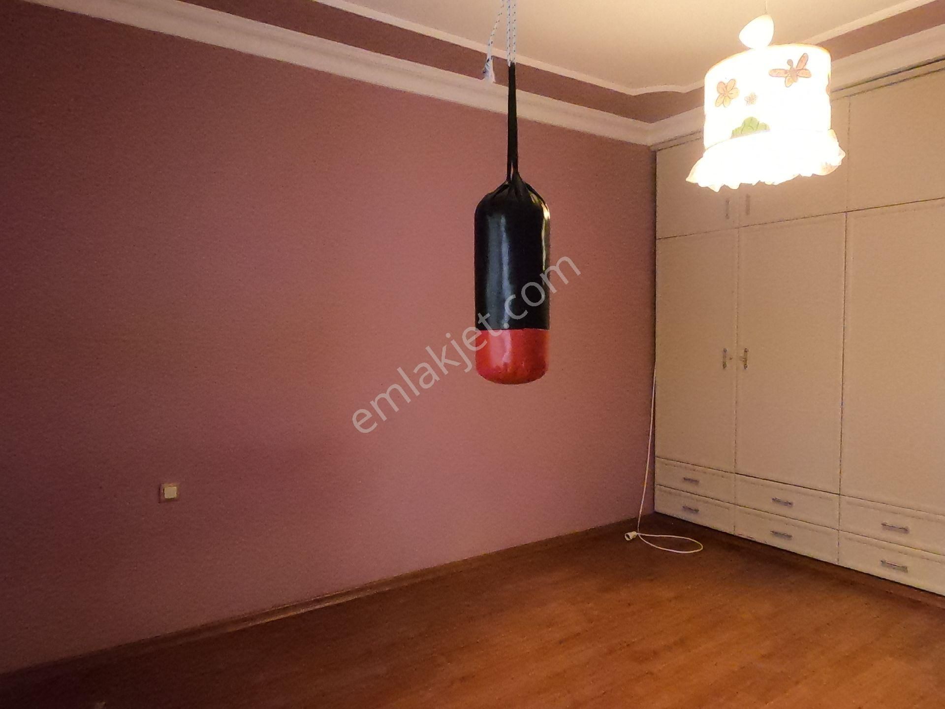 Kiralık Daire Oldukça Geniş 3+1 180 M2 Arakat Bağbaşı - Görsel 12