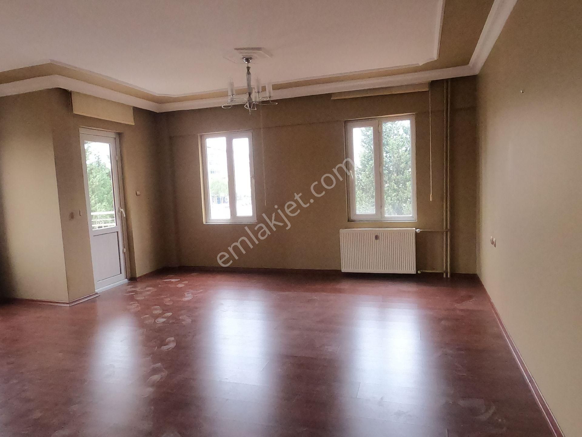 Kiralık Daire Oldukça Geniş 3+1 180 M2 Arakat Bağbaşı - Görsel 23