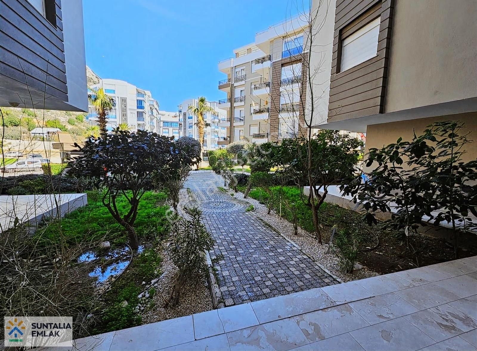 Konyaaltı Site İçi Havuzlu Arakat 2+1 Doğalgazlı Ayrı Mutfaklı - Görsel 4