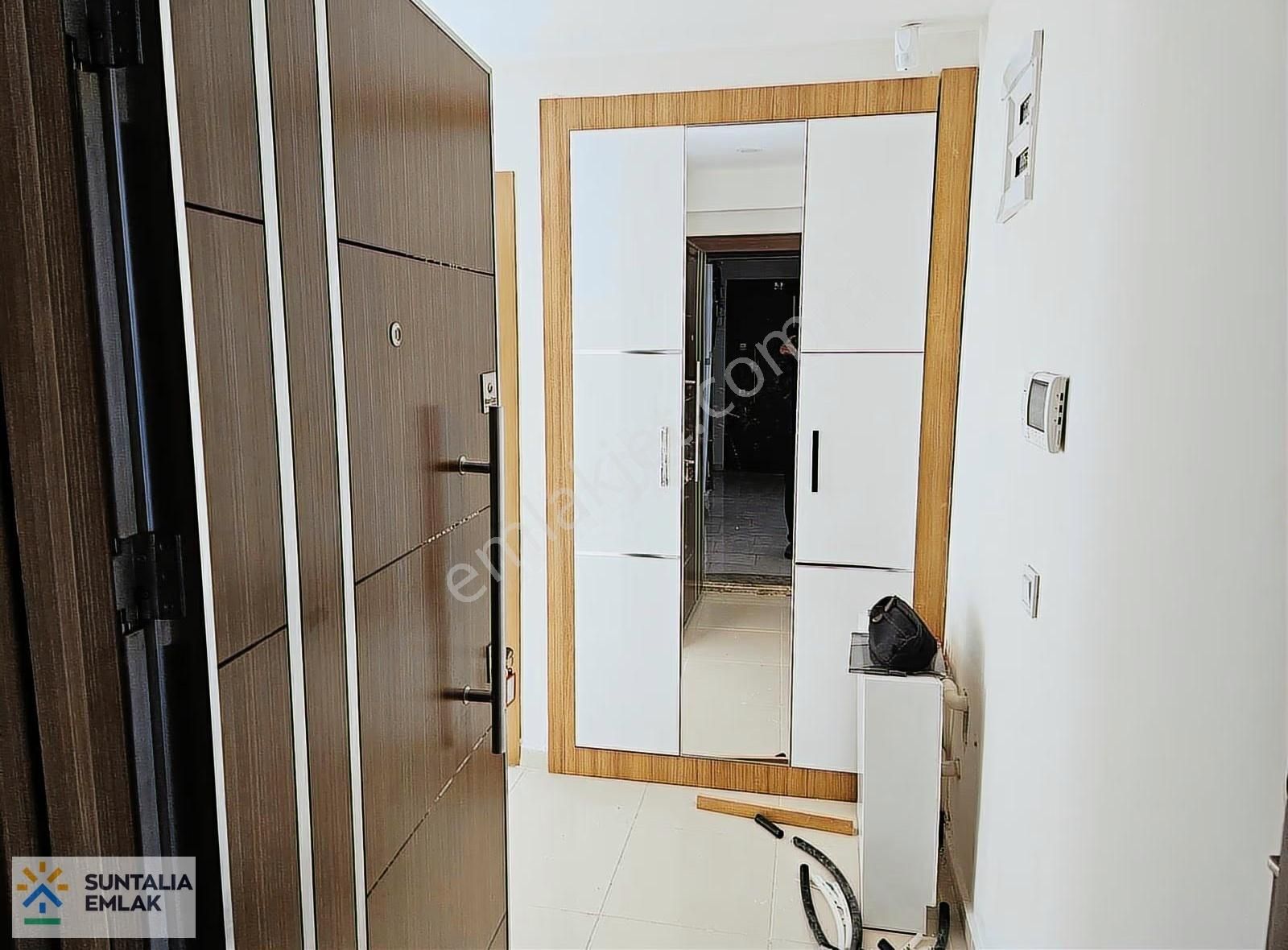 Konyaaltı Site İçi Havuzlu Arakat 2+1 Doğalgazlı Ayrı Mutfaklı - Görsel 17