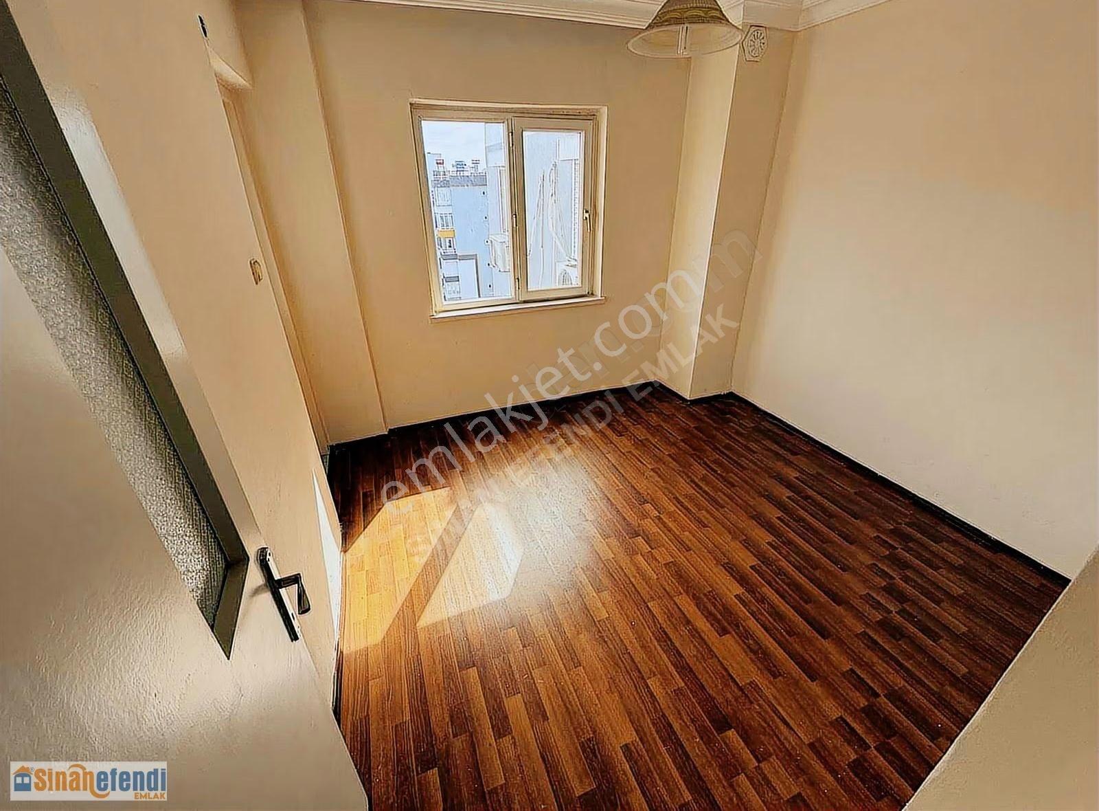 Hastane Yakınında Site İçerisinde Geniş 3+1 Fırsat Kiralık - Görsel 2