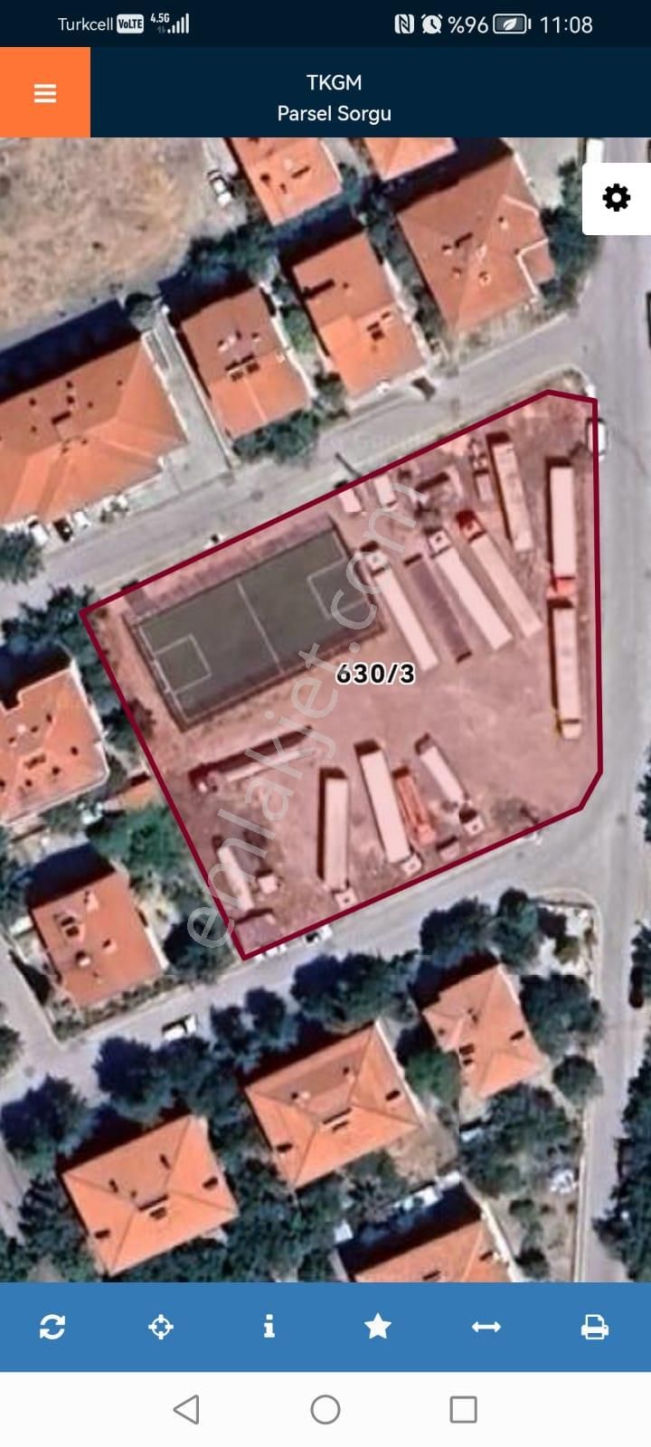 Beypazarı Hacıkara'da 182 M2 Hisse