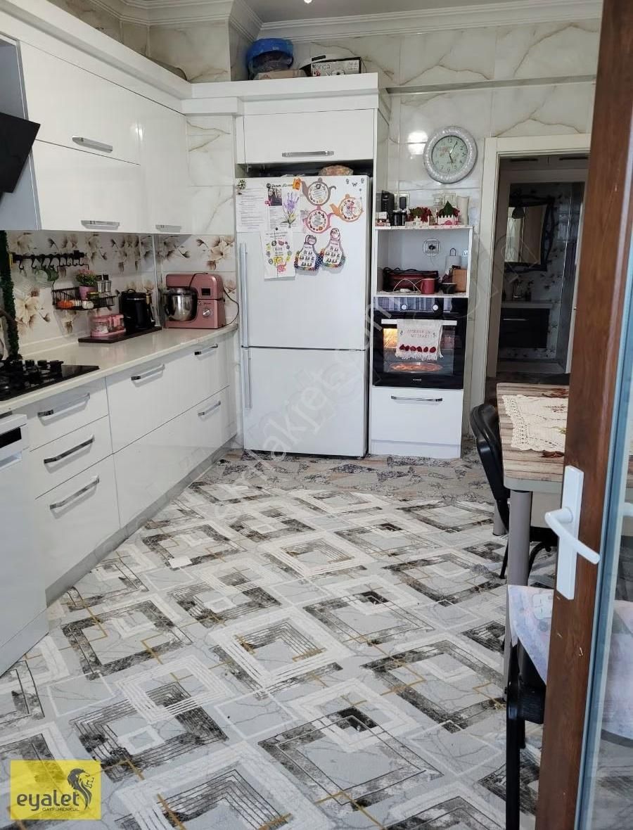 Karatayın Gözde Dairesi Acil Satılık - Görsel 3