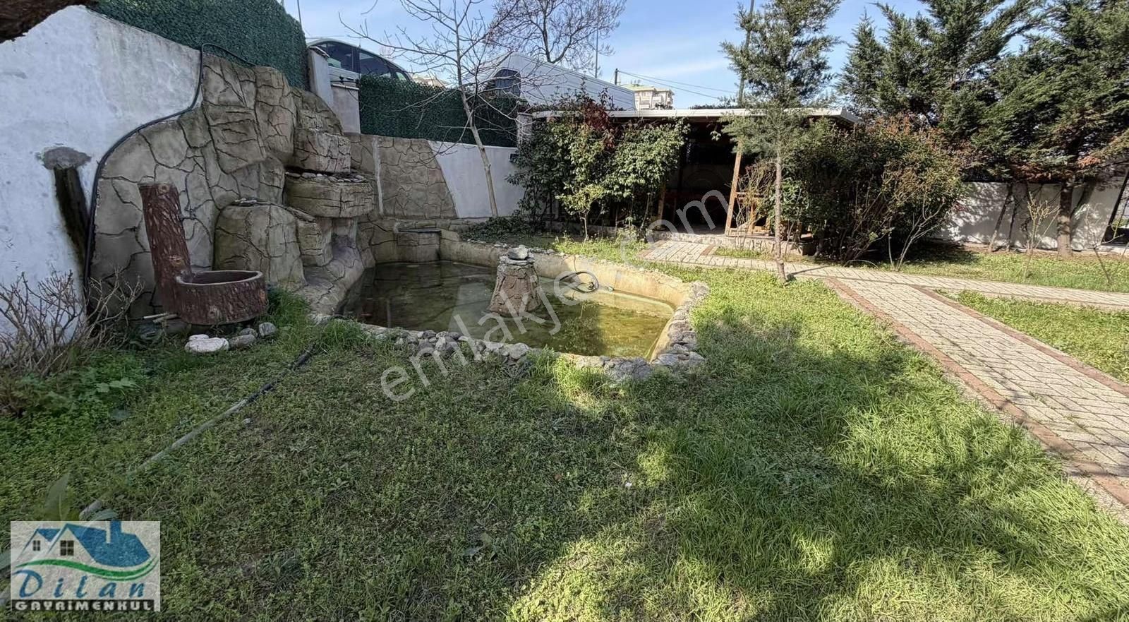 Beygah Pazarı Yanı Aile Sitesinde Metrobüse Yürüme Mesafesinde