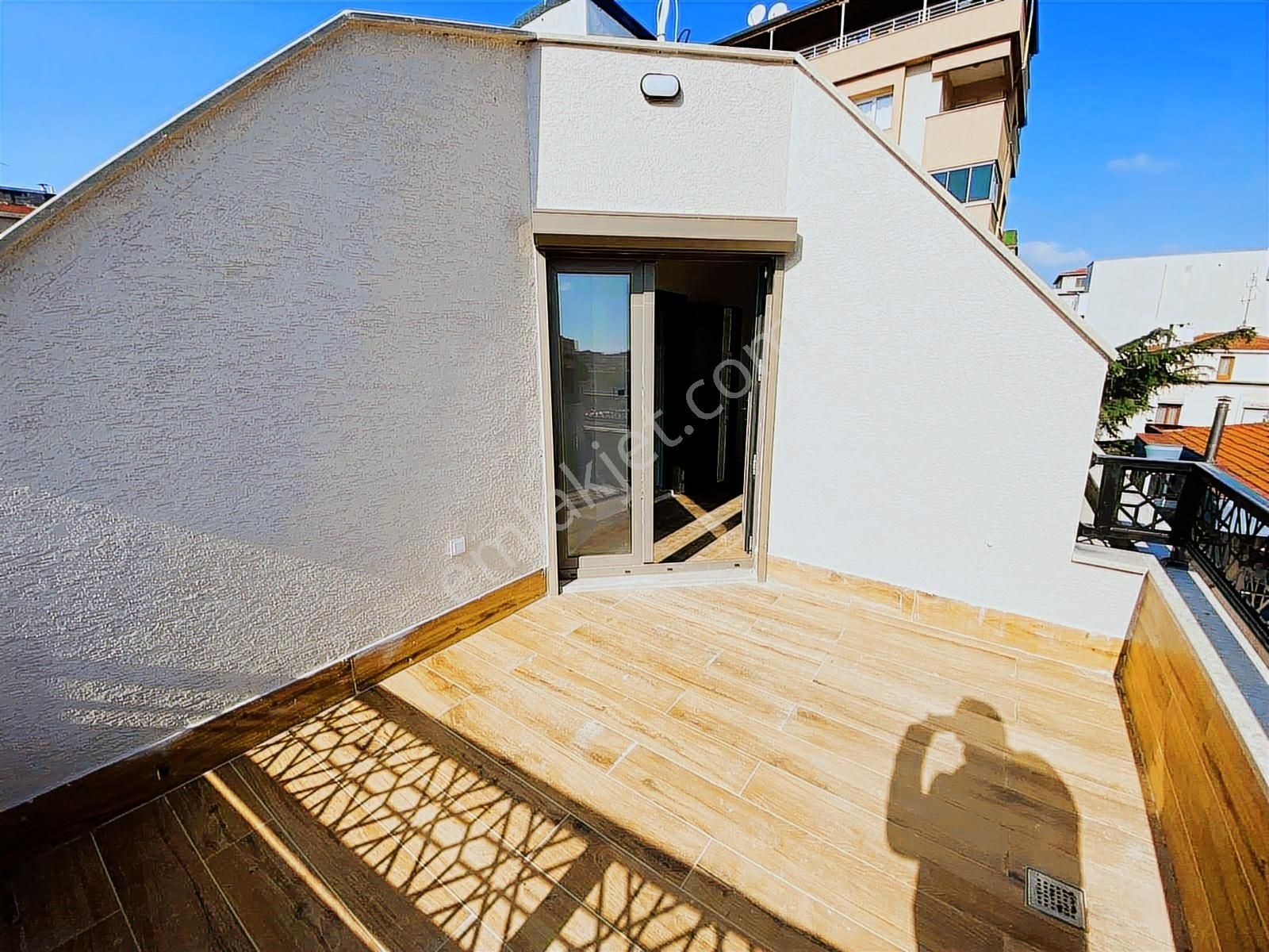 Marmaray Durağı Karşısı Sıfır Binada 4+2 Dubleks Daire - Görsel 20