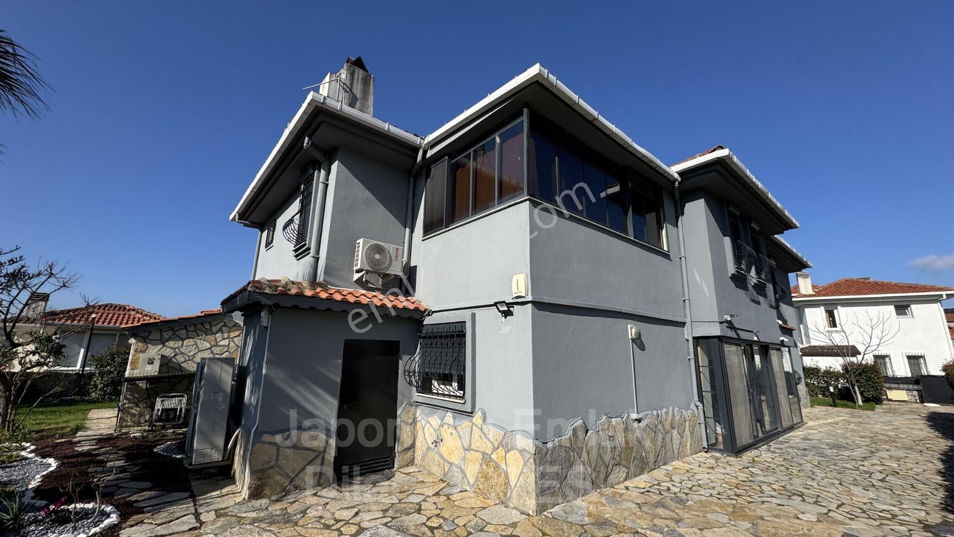 Güzelbahçe’de 850 M2 Arsa Paylı Özel Tasarım Villa - Görsel 31