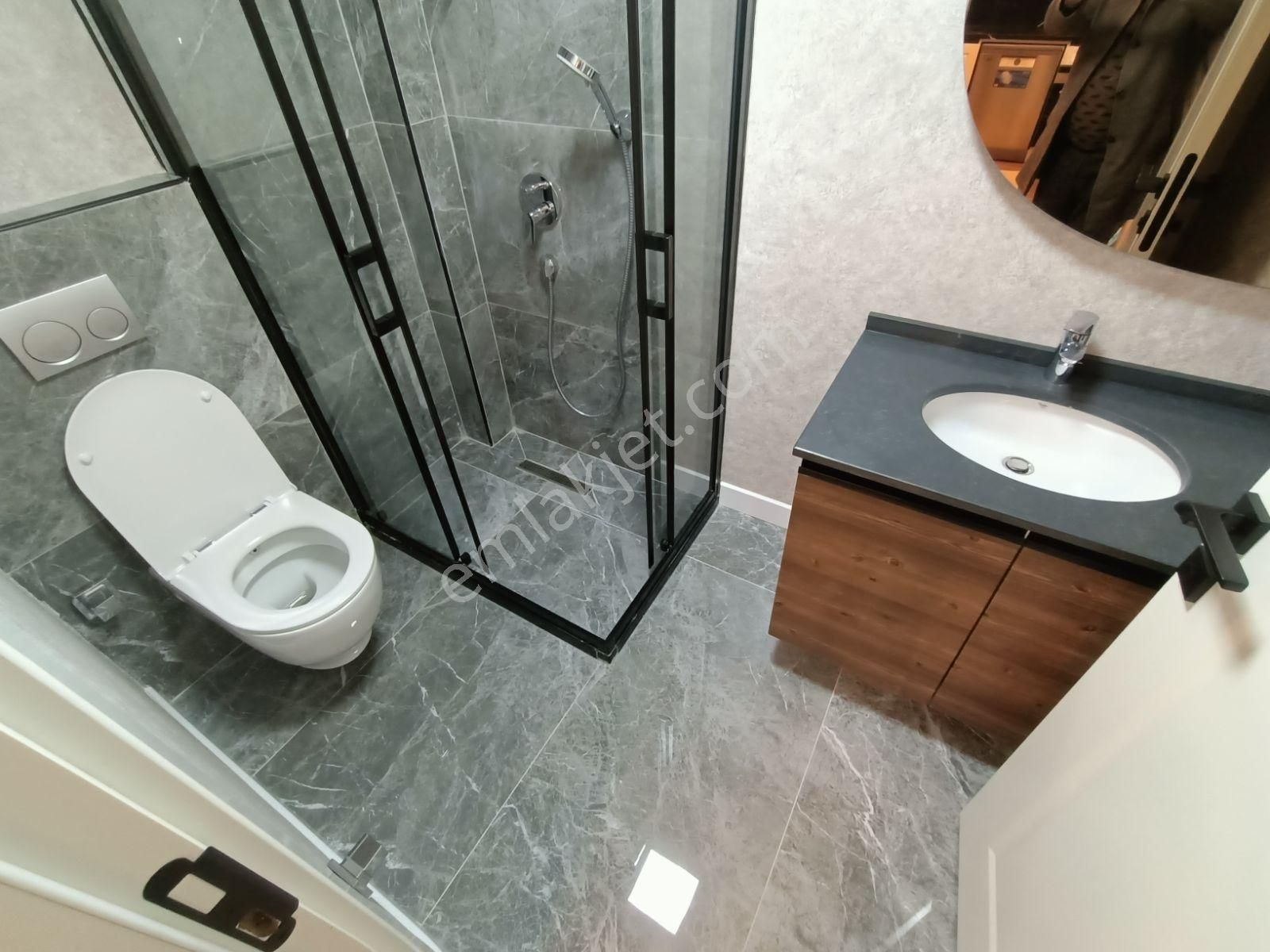 Emaks'tan/gop'ta/merkezi Lokasyonda/eşyalı-mobilyalı/katta/1+1 - Görsel 8