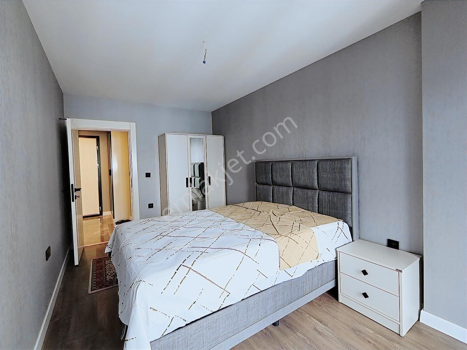 Emaks'tan/gop'ta/merkezi Lokasyonda/eşyalı-mobilyalı/katta/1+1 - Görsel 19