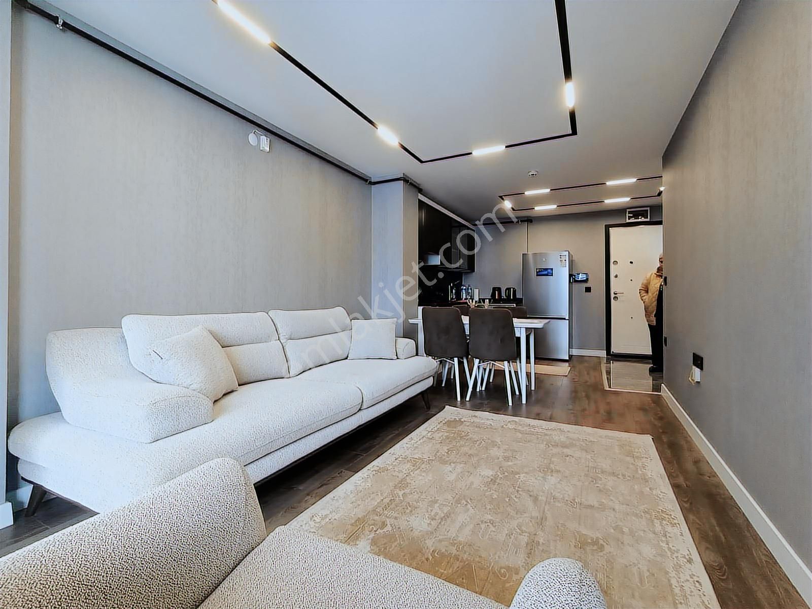 Emaks'tan/gop'ta/merkezi Lokasyonda/eşyalı-mobilyalı/katta/1+1 - Görsel 26