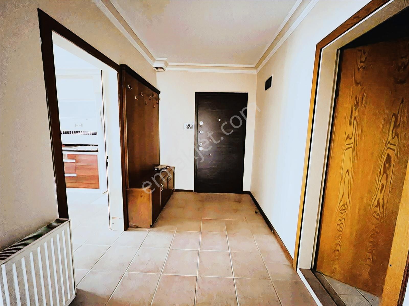 Eryaman'da Site İçerisinde Asansörlü Önü Açık 3+1 Satılık Daire - Görsel 22