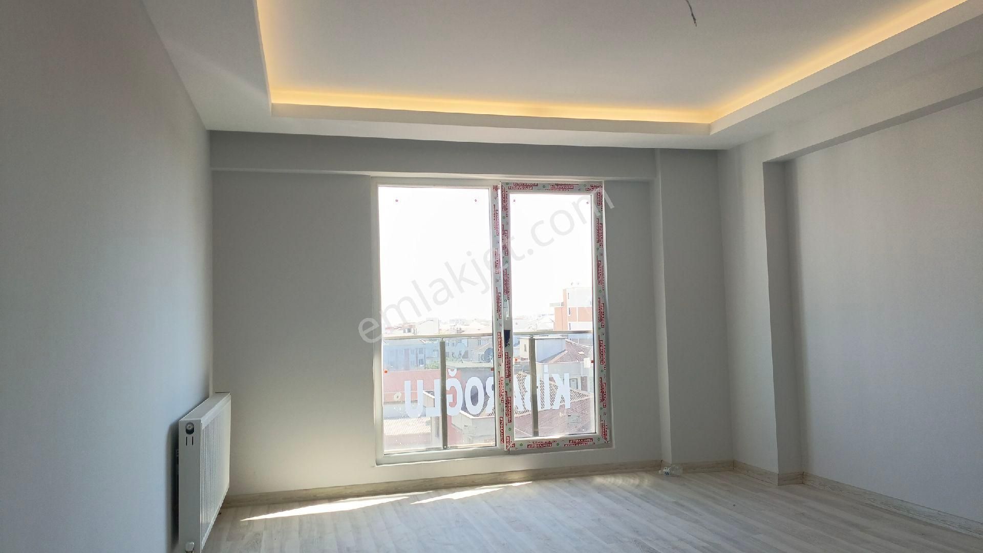 Güzelyalı Güven Emlaktan Acil Satılık 2+1 Asansörlü Temiz Daire - Görsel 18