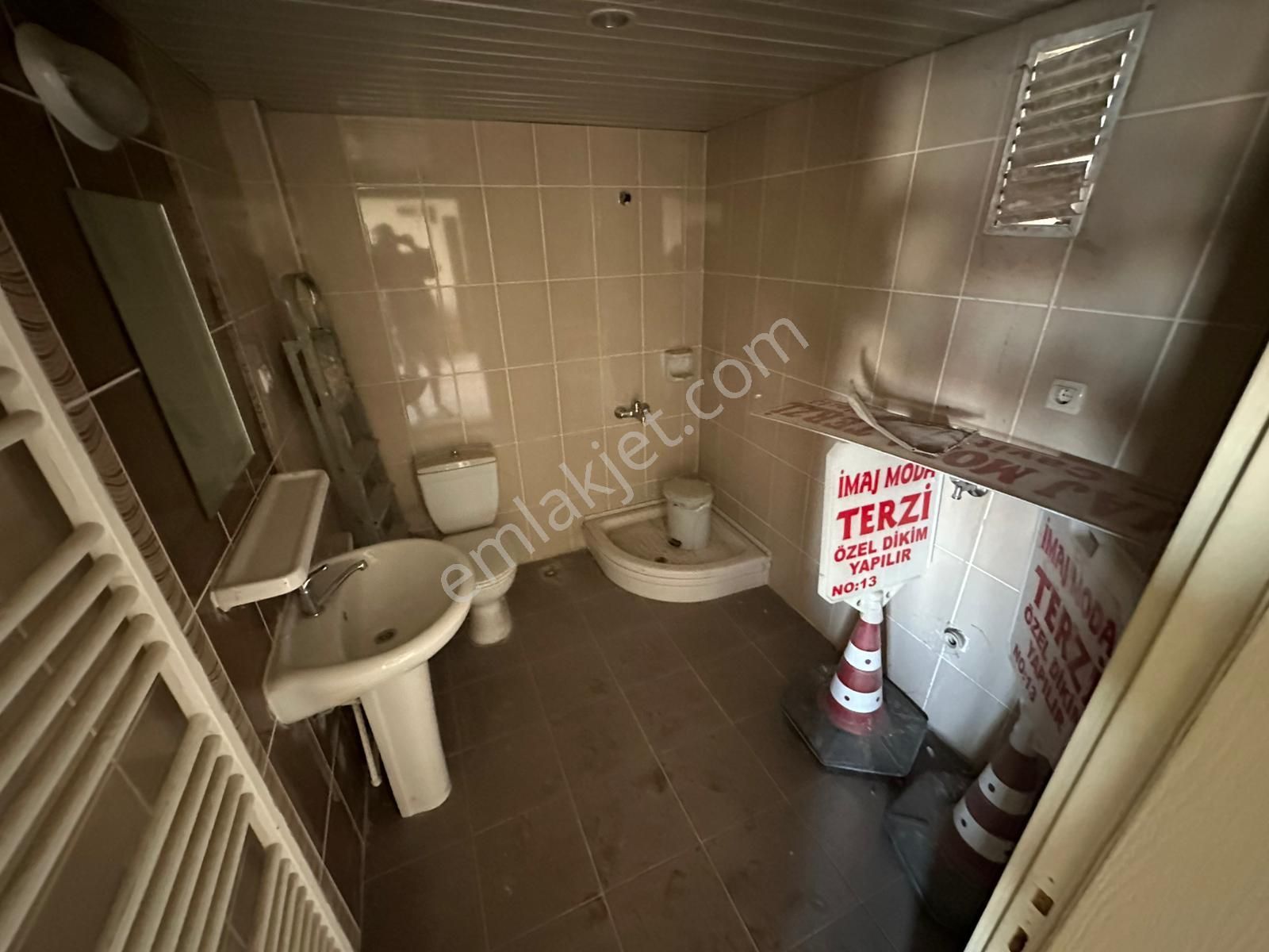 Kent'ten Zirvekent Mahallesinde 1+1 Fırsat Daire - Görsel 4