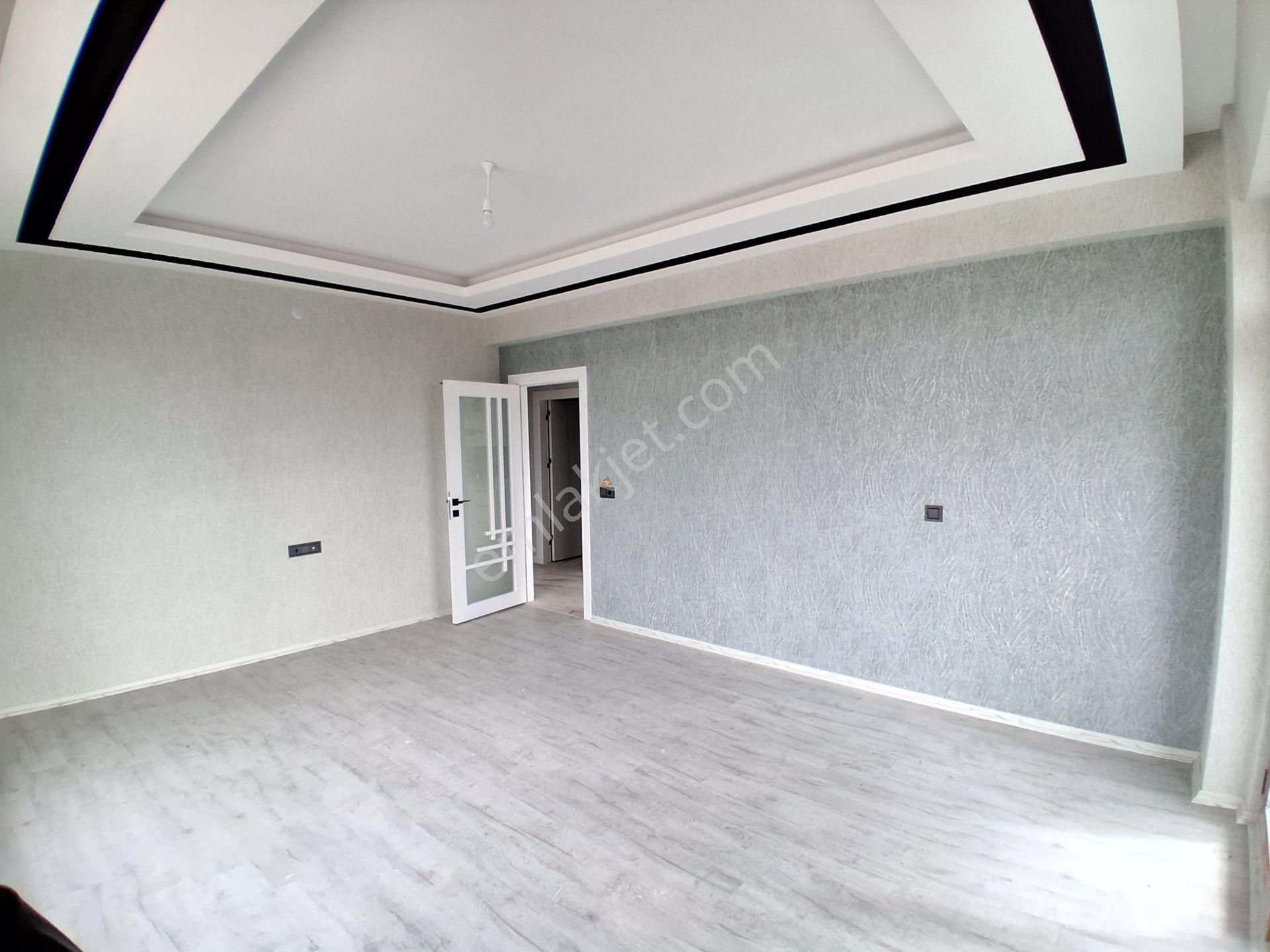 İstiklal Mahallesin De Acil Satılık 2+1 Ara Kat Sıfır Daire - Görsel 8