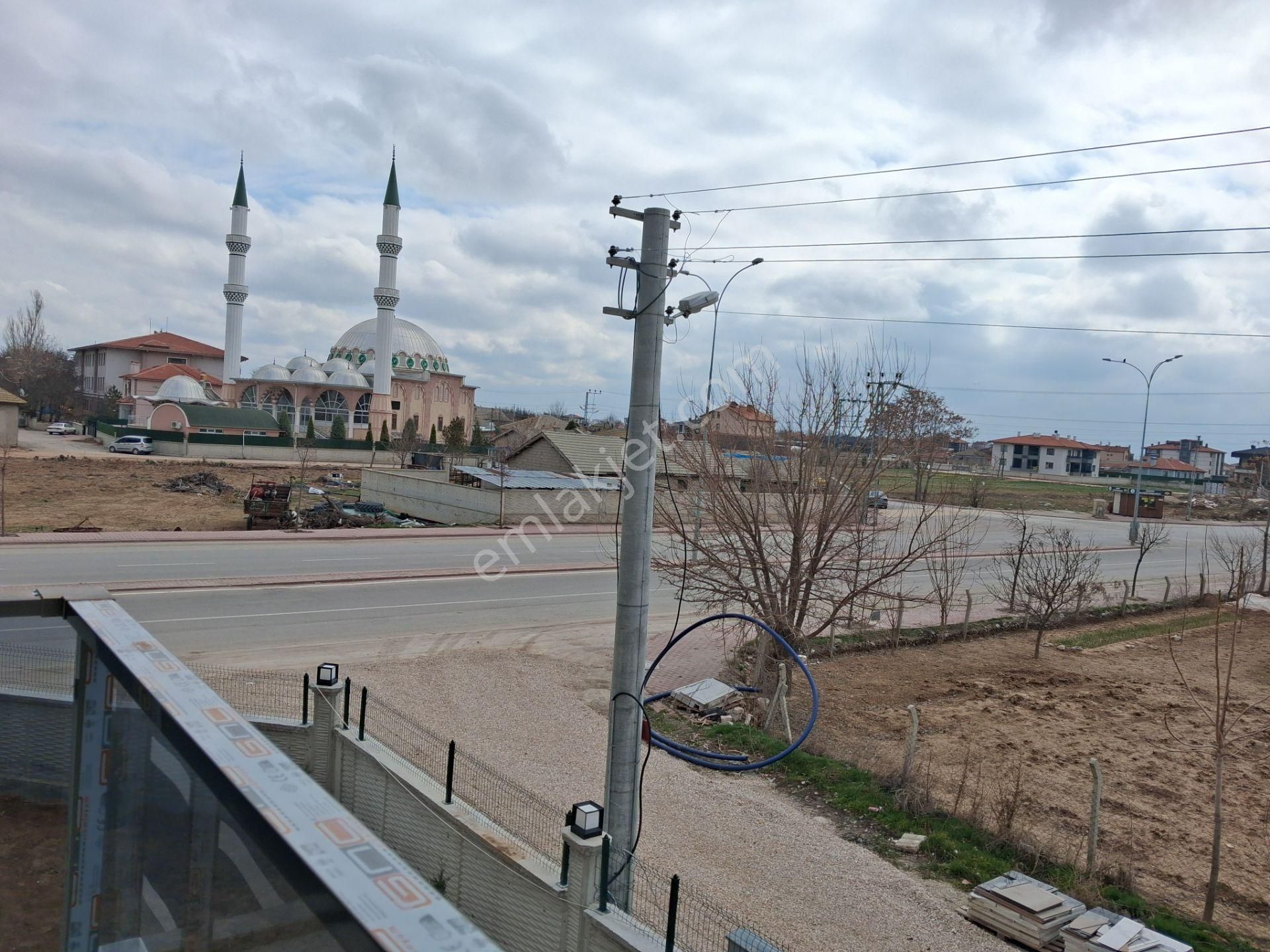 İstiklal Mahallesin De Acil Satılık 2+1 Ara Kat Sıfır Daire - Görsel 2