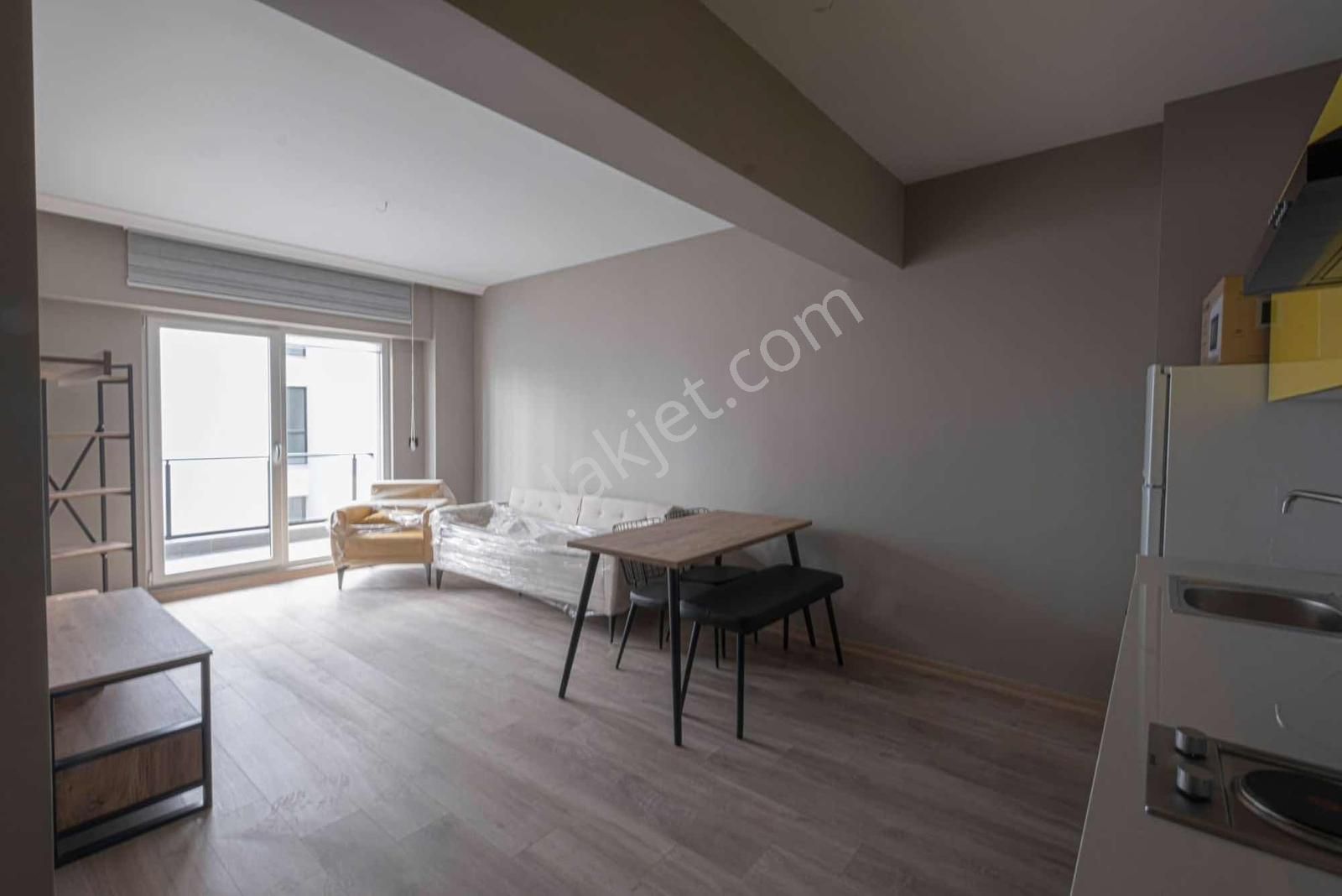 Cb Level'dan Avlu 3'te 2+1 Eşyalı Arakat Kiralık Daire - Görsel 18