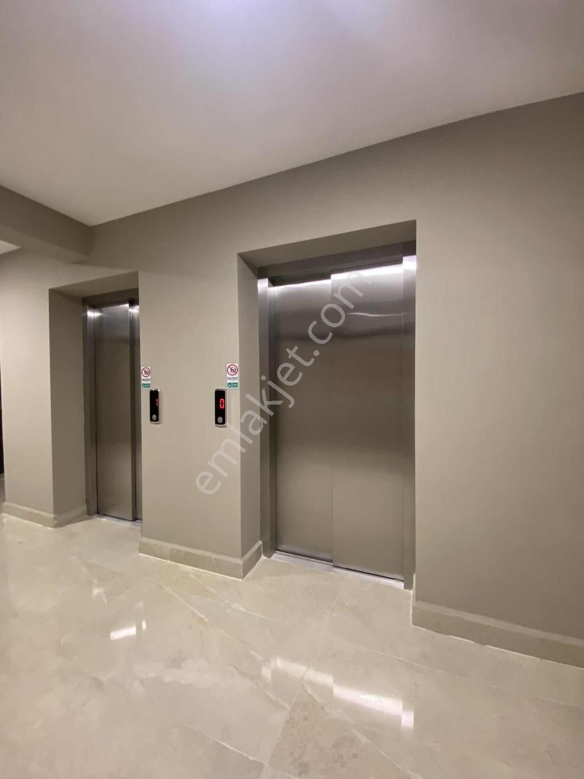 Cb Level'dan Avlu 3'te 2+1 Eşyalı Arakat Kiralık Daire - Görsel 22