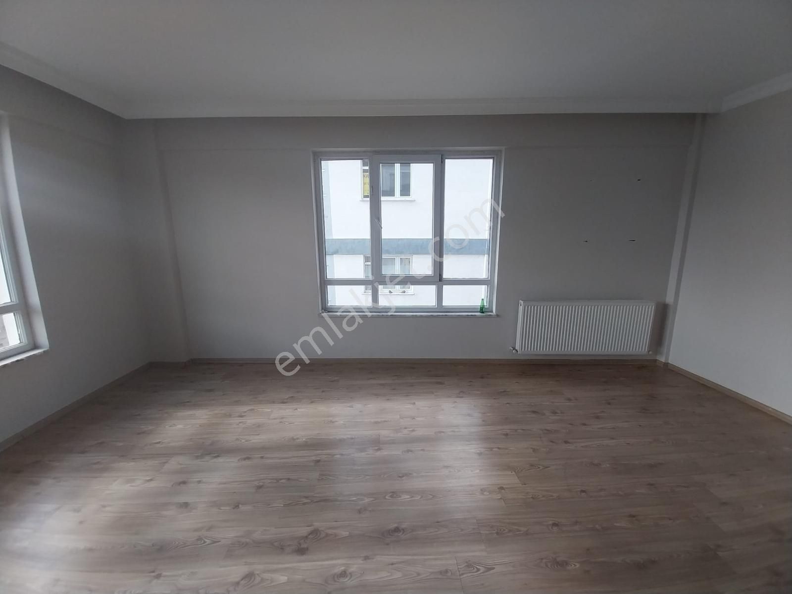 Çamlıca Tombakzade Bulvarı Kombili Asansörlü Kiralık 3+1 Daire - Görsel 4