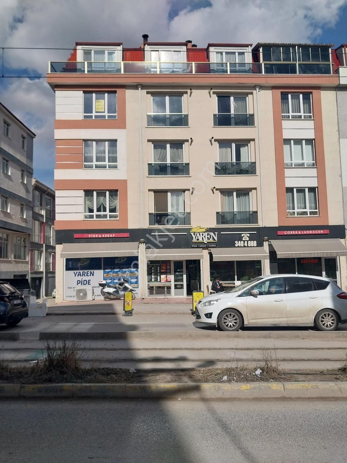 Çamlıca Tombakzade Bulvarı Kombili Asansörlü Kiralık 3+1 Daire - Görsel 21