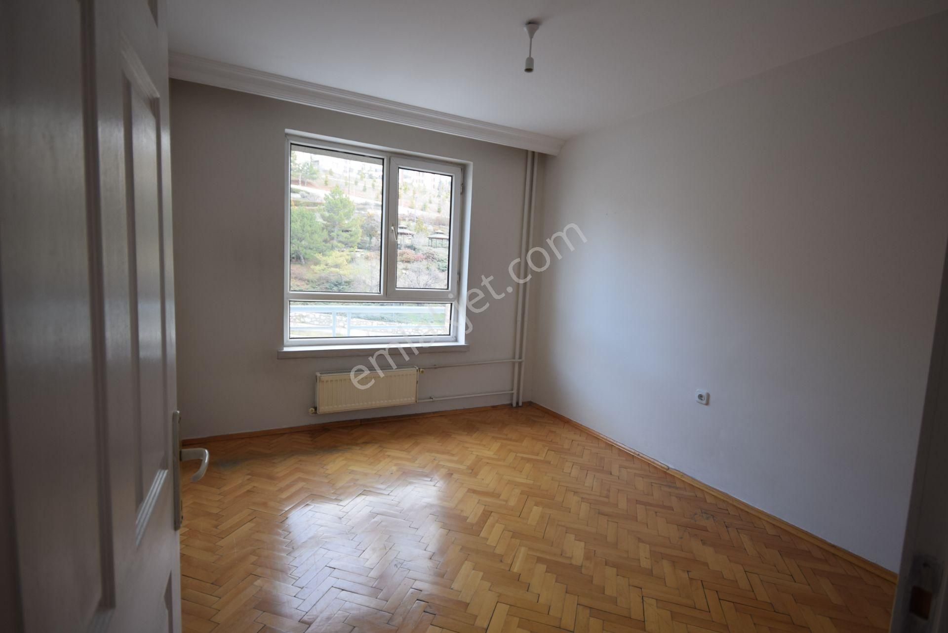 İlk-ev'den Dikmen Caddesi Üzerinde Asansörlü Ara Katta Ön Cephe Bağımsız Salon 3+1 Merkezi Sistem - Görsel 7