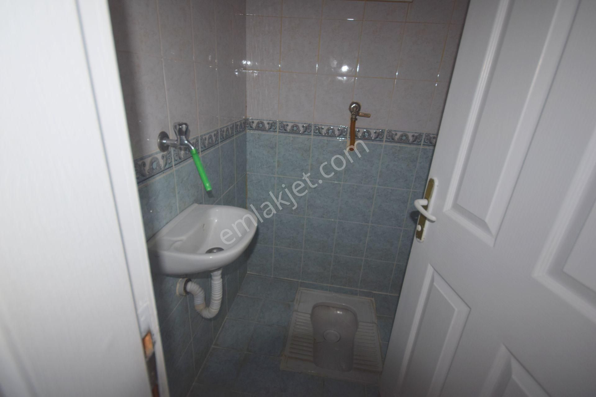 İlk-ev'den Dikmen Caddesi Üzerinde Asansörlü Ara Katta Ön Cephe Bağımsız Salon 3+1 Merkezi Sistem - Görsel 26