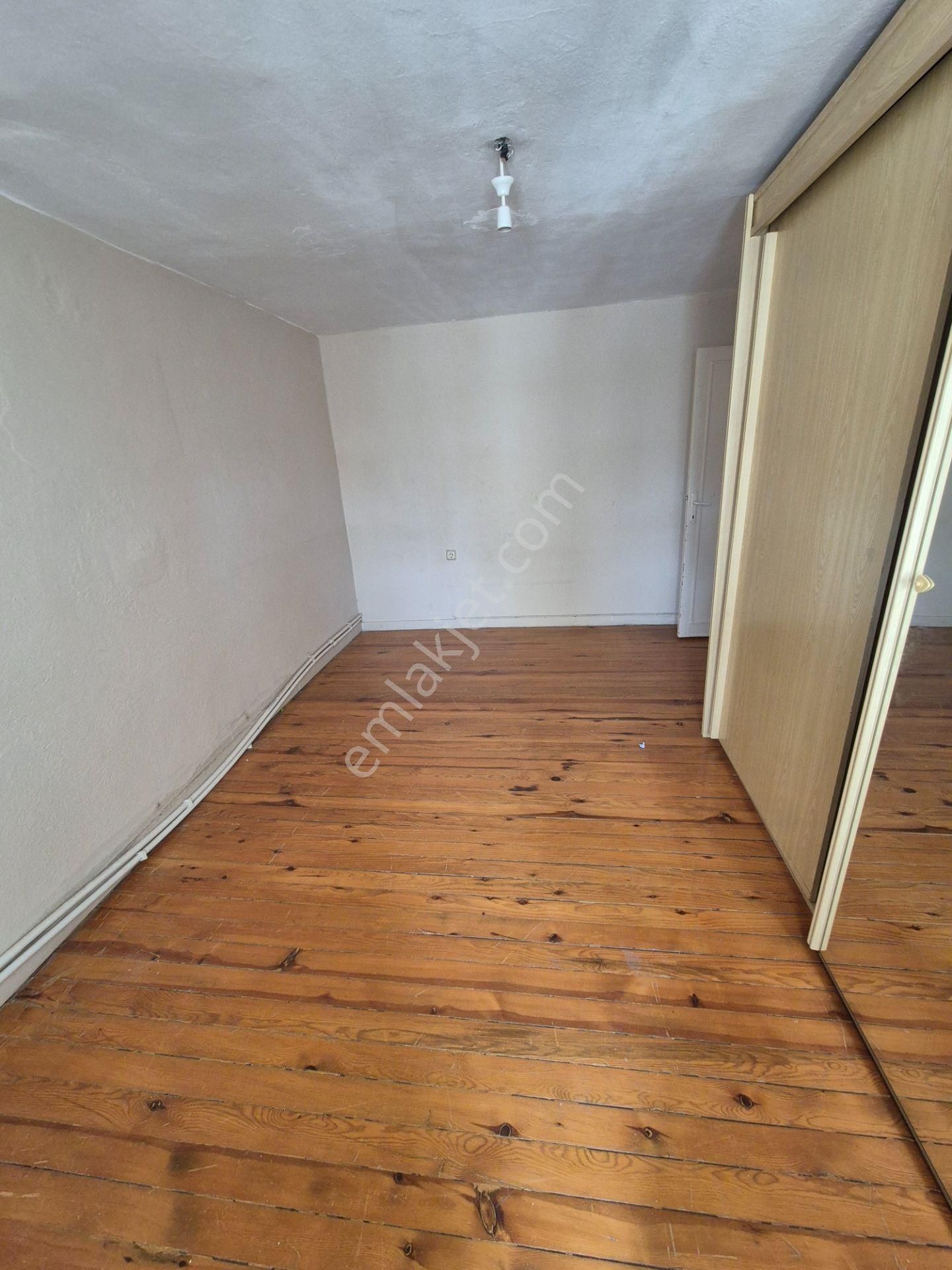 Çarşı Merkezde 2+1 Doğalgazlı Cadde Üzeri Kiralık Daire - Görsel 10