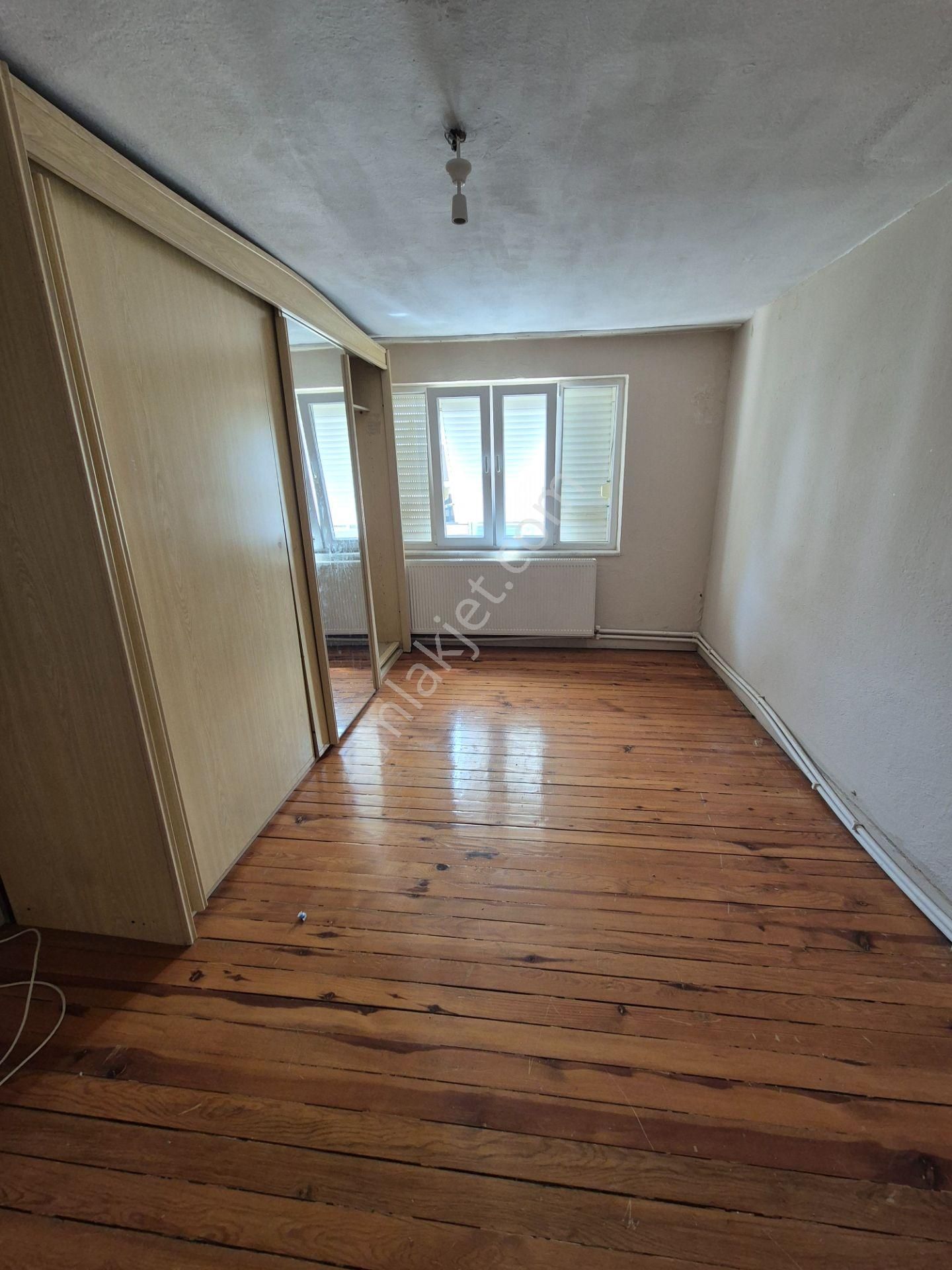 Çarşı Merkezde 2+1 Doğalgazlı Cadde Üzeri Kiralık Daire - Görsel 9