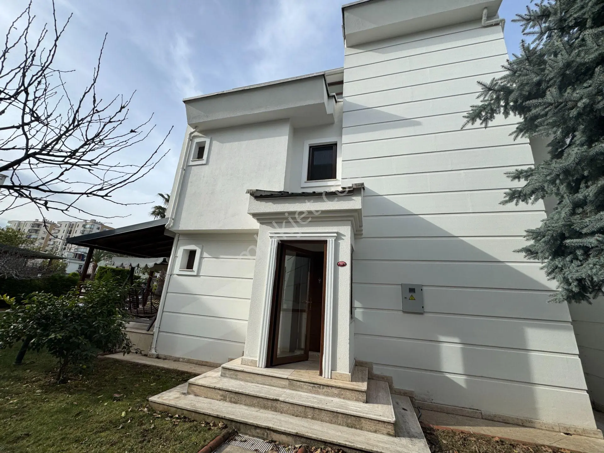 Trabzon Yomra Kaşüstü Kamelya Sitesi Lüks 4+1 Satılık Villa - Görsel 3