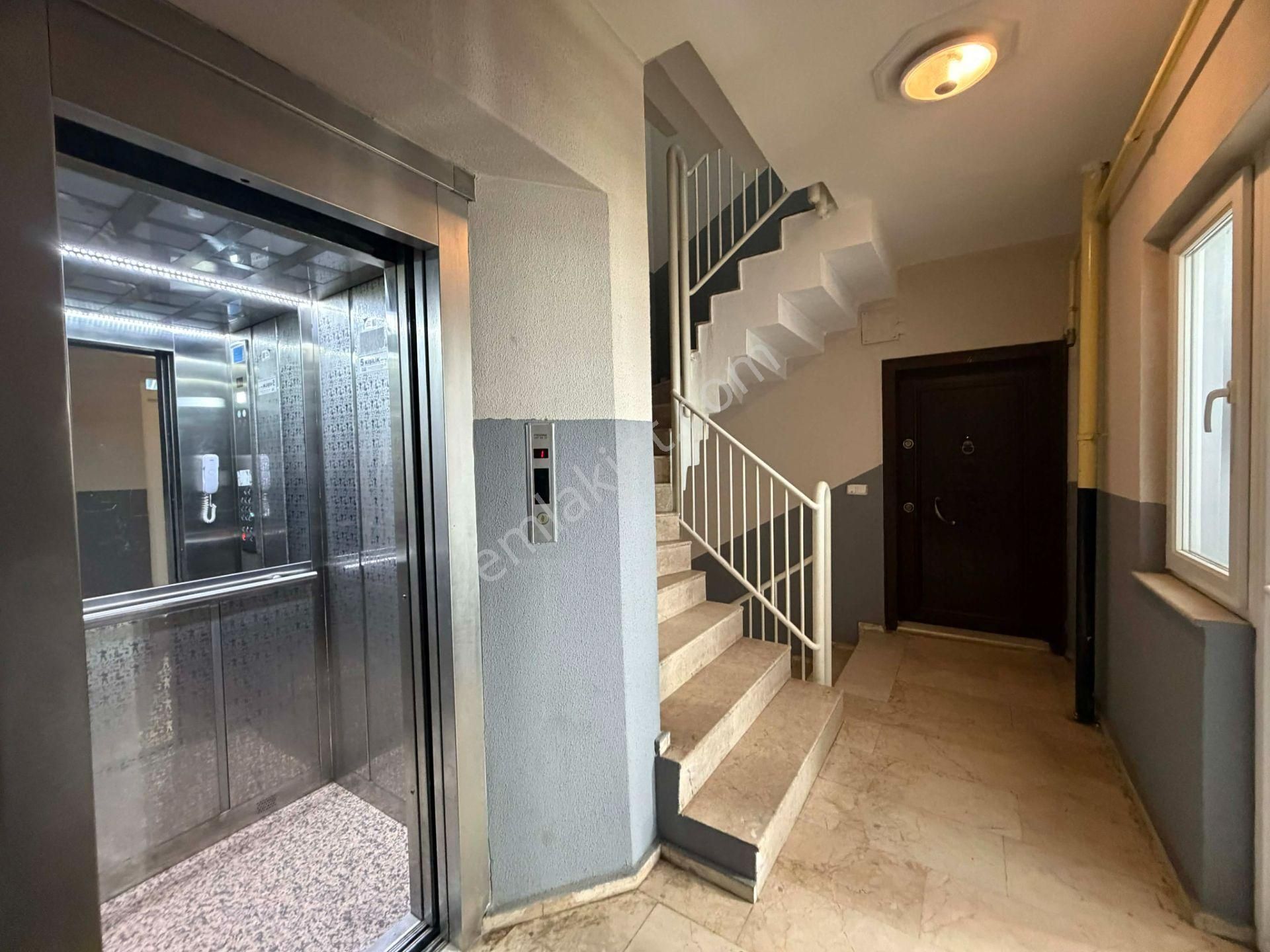 Şafak Emlak Kiralık Şirinyalı Sitede 3+1 165m2 Ara Kat - Görsel 18