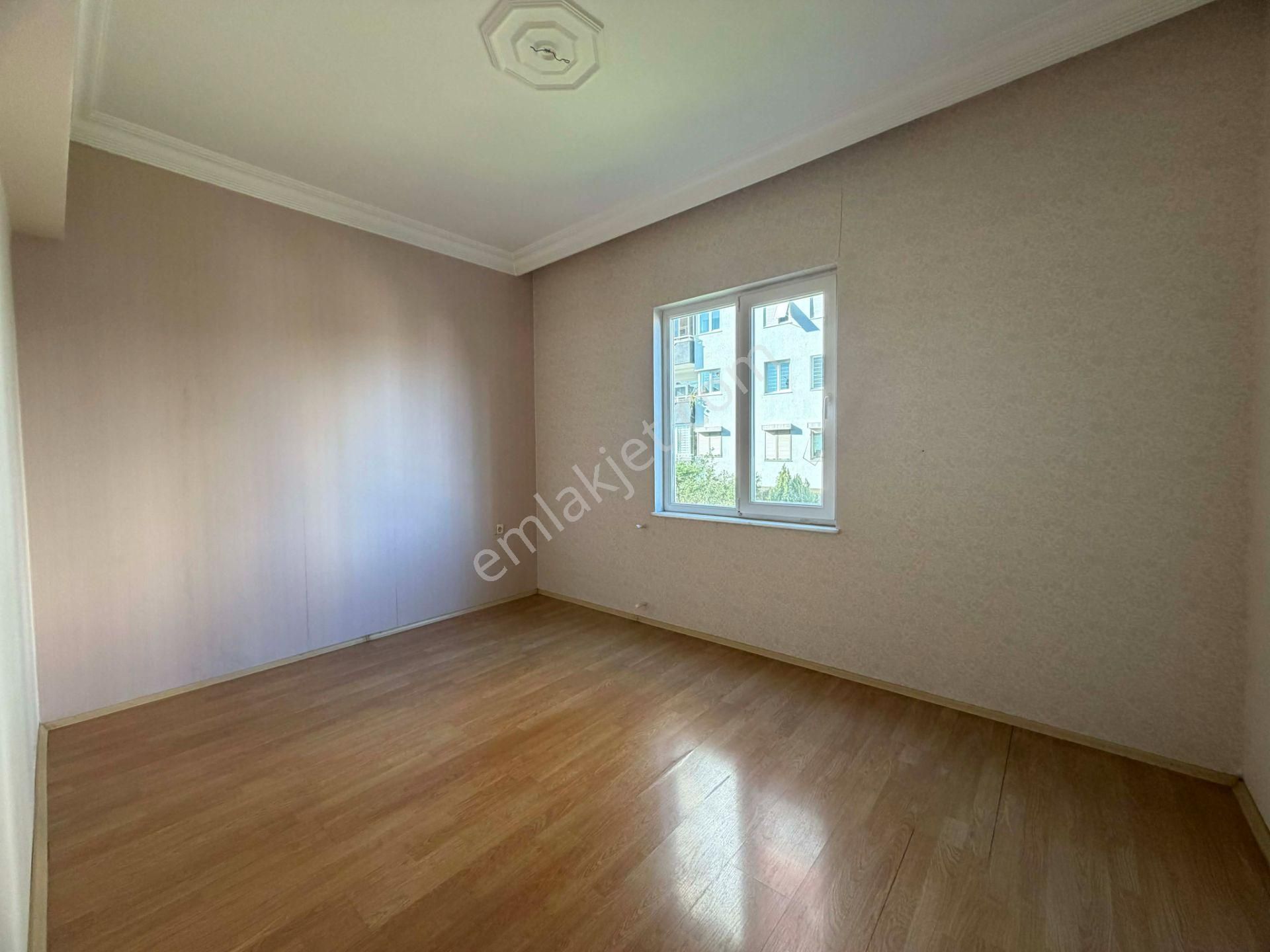 Şafak Emlak Kiralık Şirinyalı Sitede 3+1 165m2 Ara Kat - Görsel 11